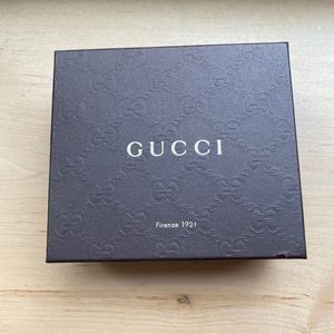 Authentic Gucci Wallet Gift Box